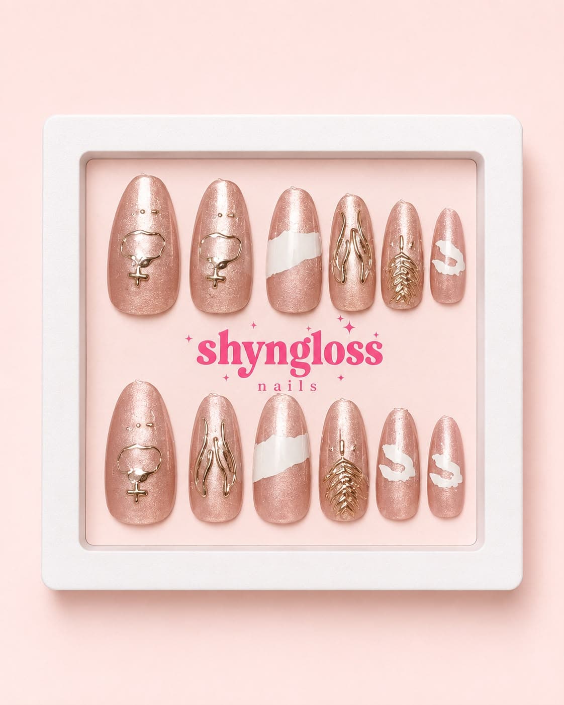No.12 — Rose gold krom, altın süs