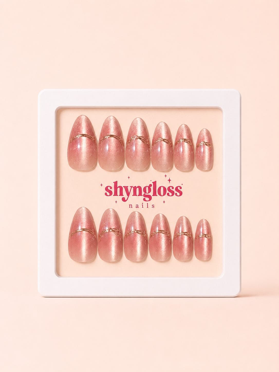No.3 — Pembe ışıltı, altın fiyonk çizgi